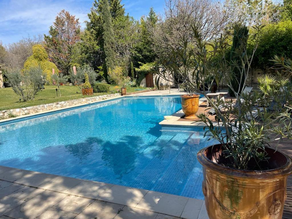Gite Au Coeur De La Provence & Spa 생카나 외부 사진
