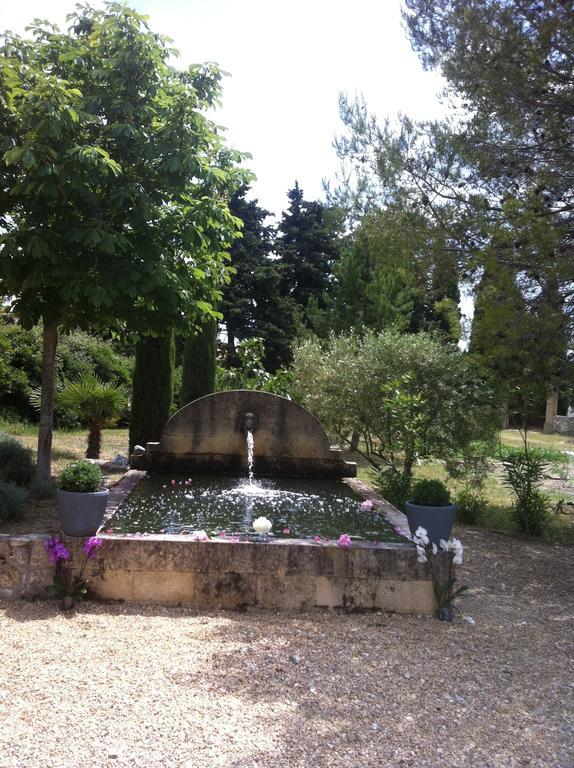 Gite Au Coeur De La Provence & Spa 생카나 객실 사진