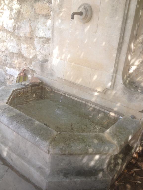 Gite Au Coeur De La Provence & Spa 생카나 객실 사진